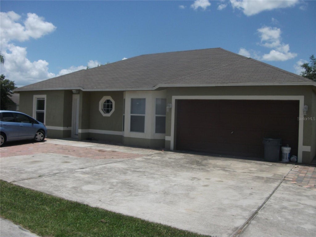 Photo of 221 Cobalt Drive, Kissimmee, FL 34758 (MLS # S5155845)