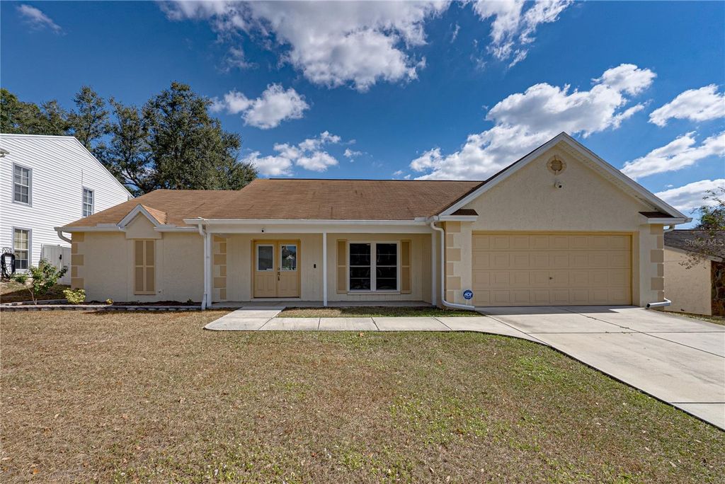 Photo of 2713 Cedarcrest Place, Valrico, FL 33596 (MLS # TB8443281)