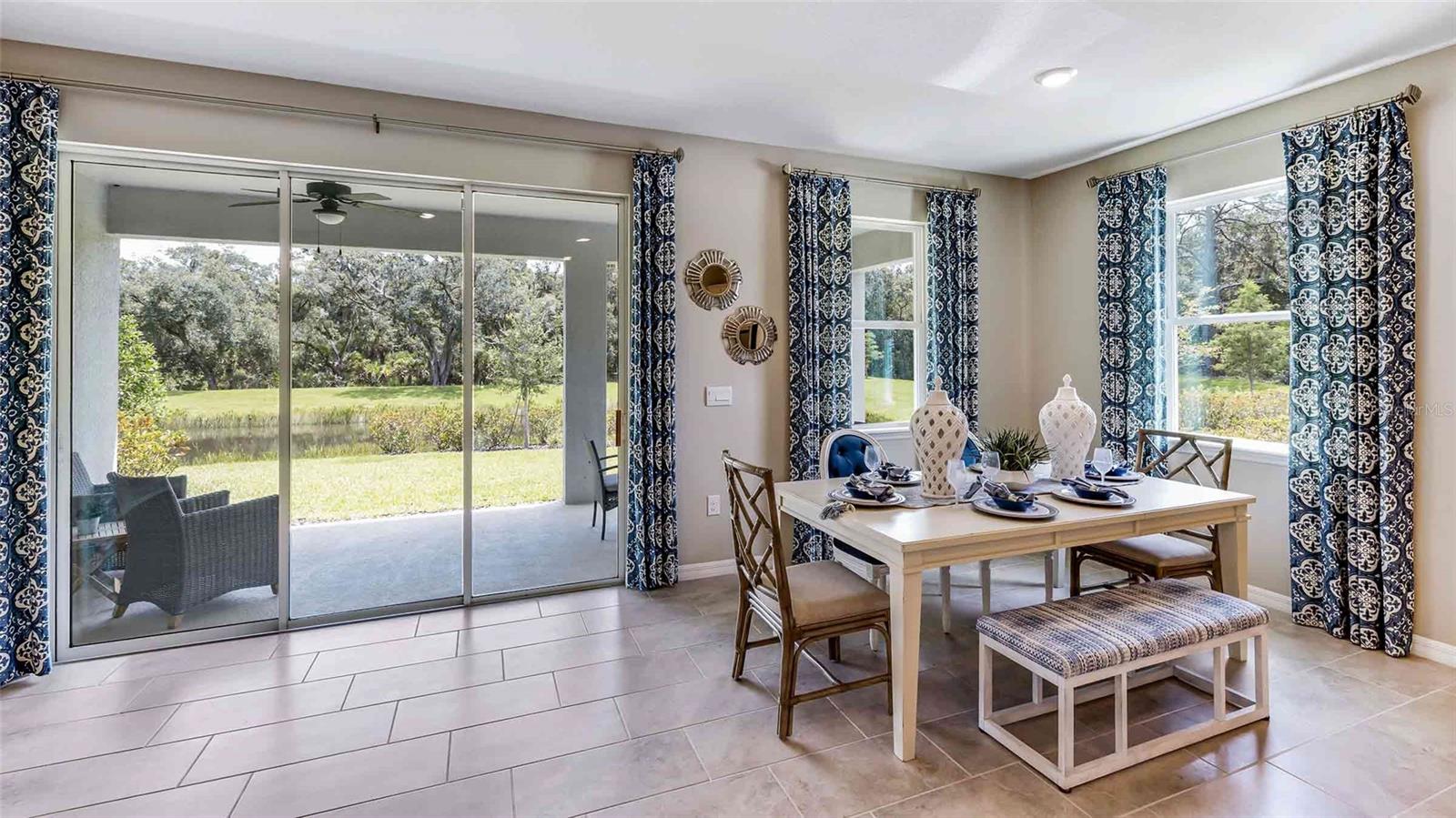 MANGROVE MANOR - Residential