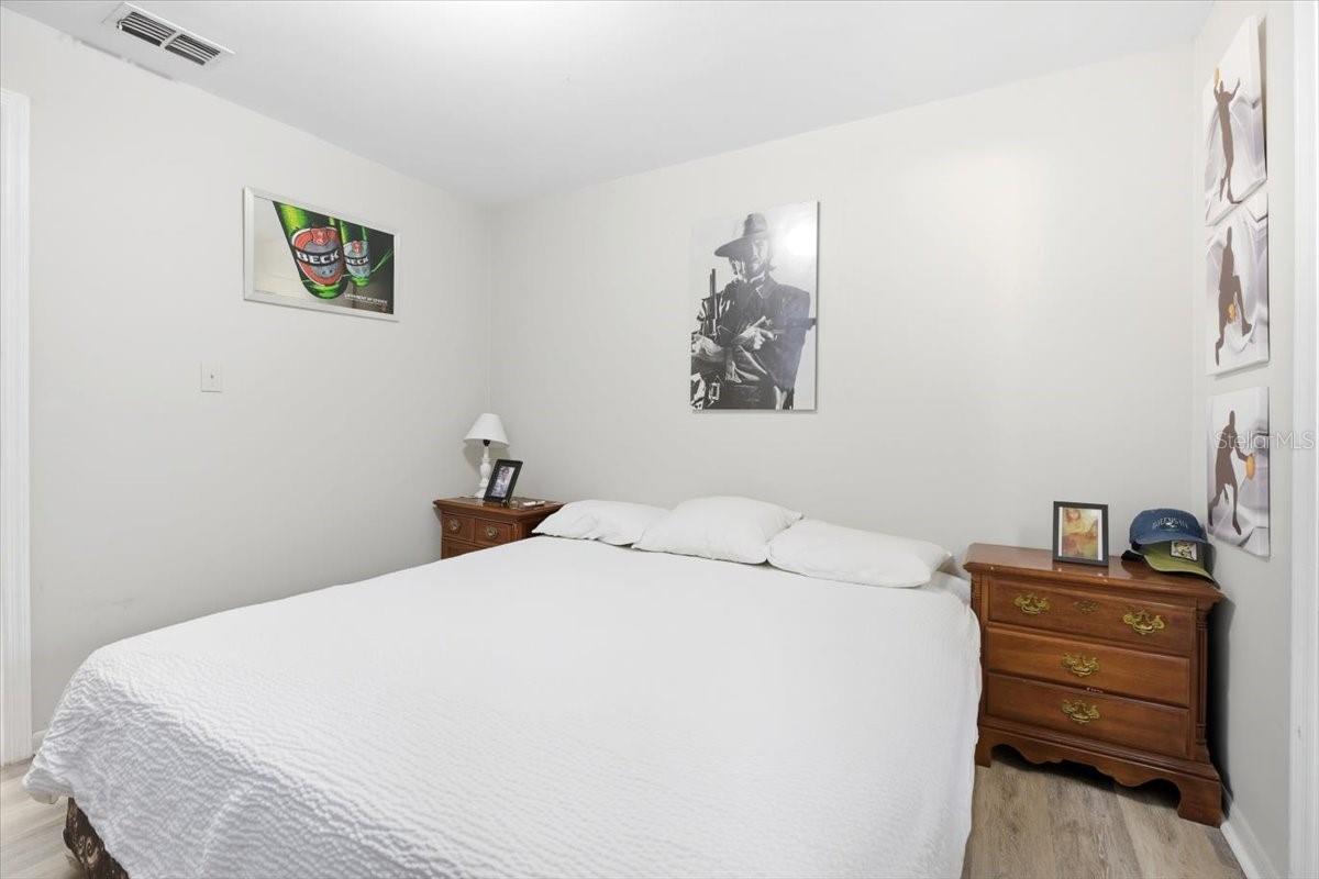 LOS CIEN LOT 20 BLOCK 5 - Residential