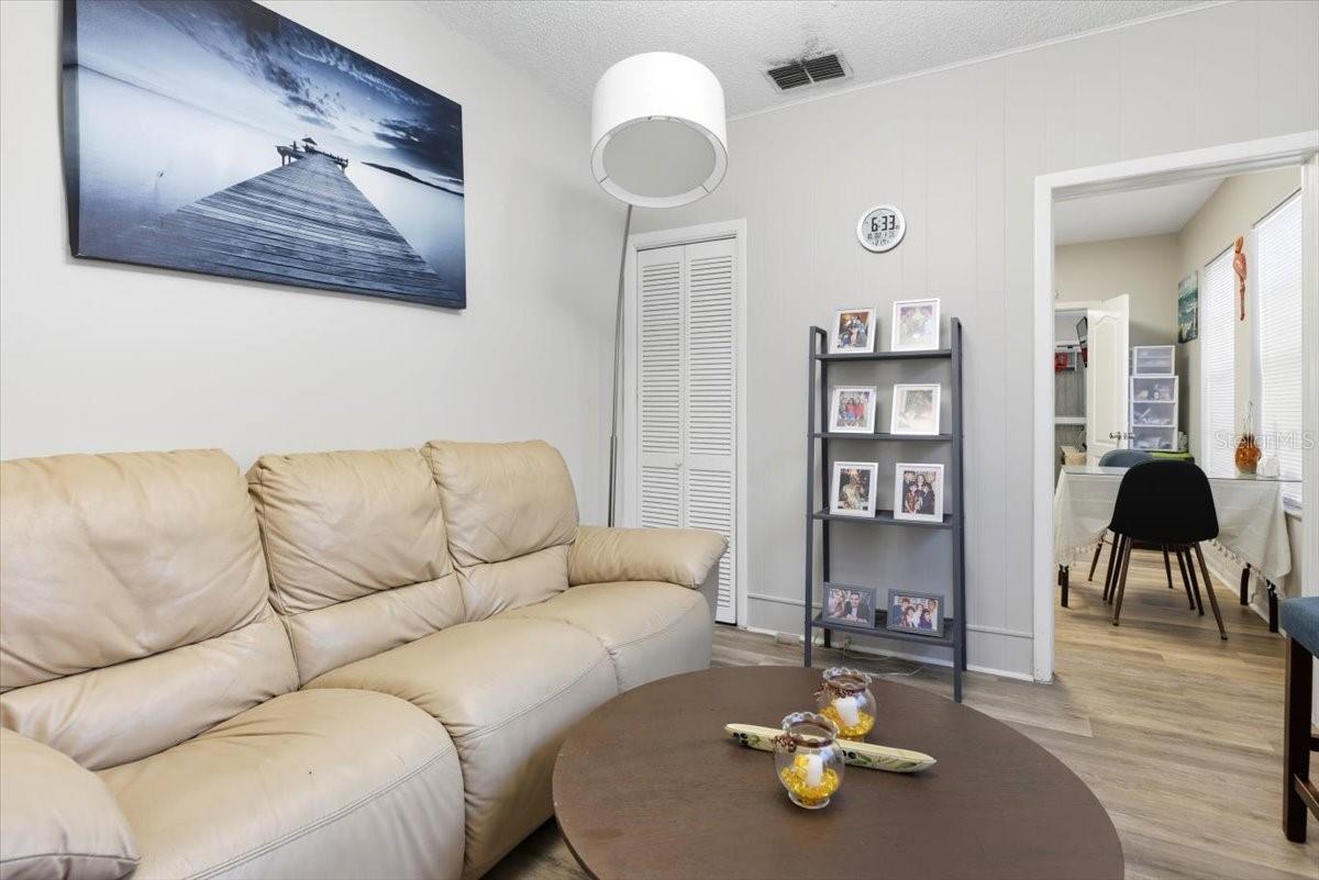 LOS CIEN LOT 20 BLOCK 5 - Residential