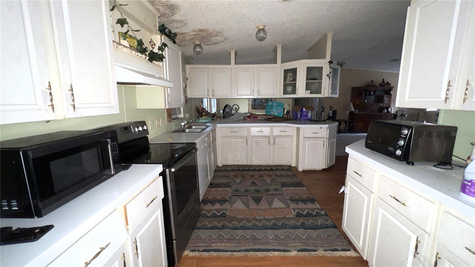 MISSION OAKS CONDO PH 01-03 - Residential