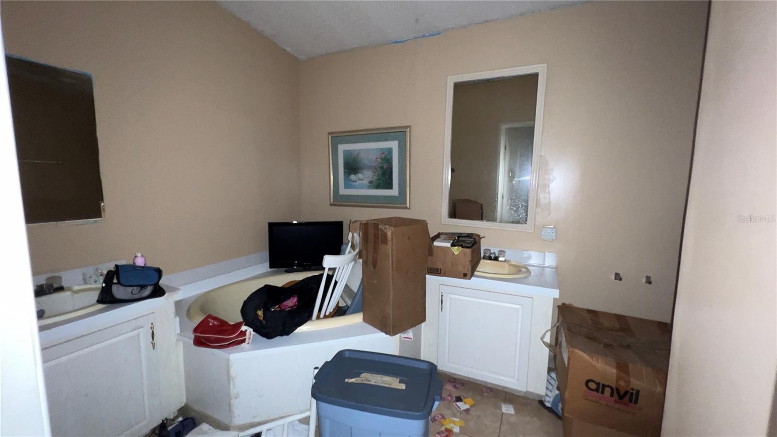 MISSION OAKS CONDO PH 01-03 - Residential