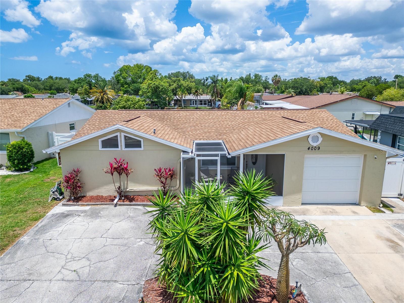 ALOHA GARDENS - Residential
