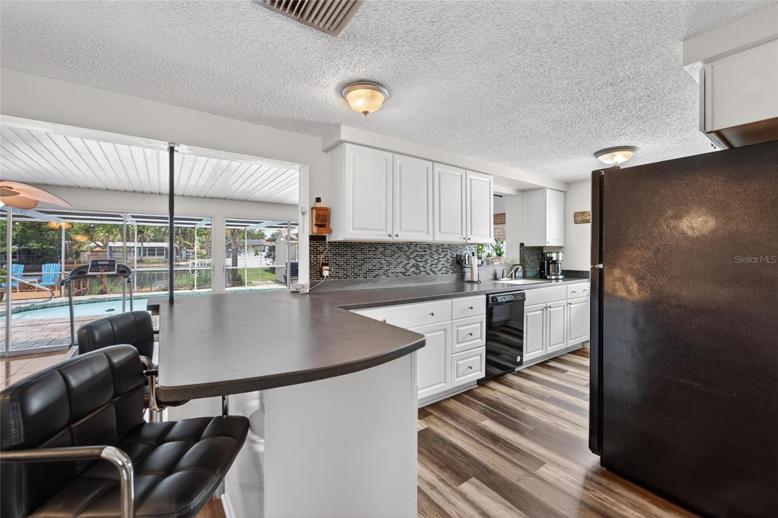 ALOHA GARDENS - Residential