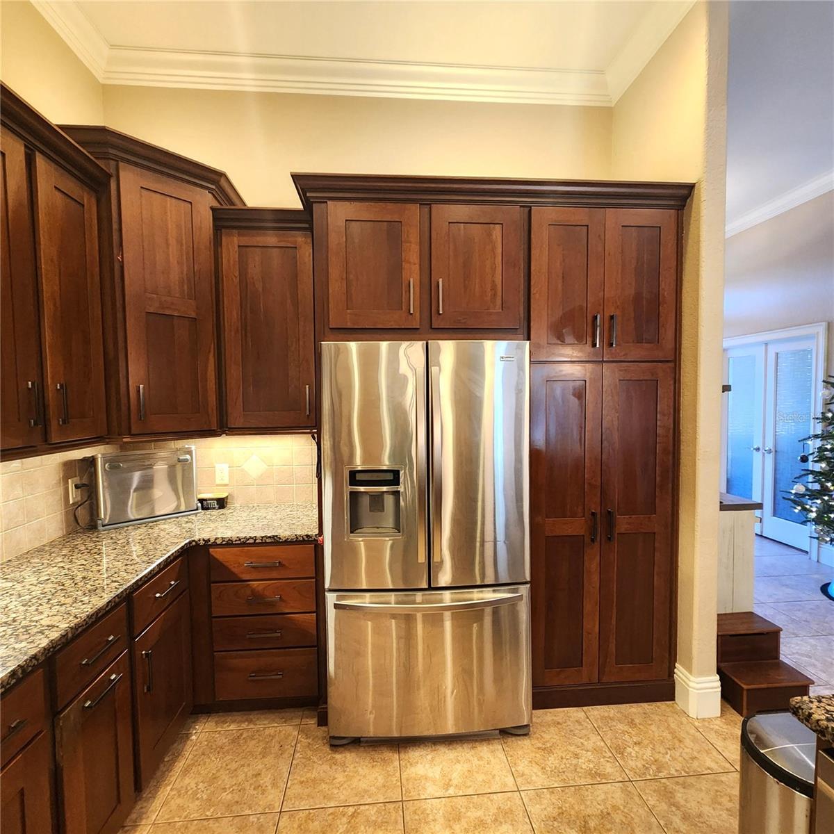 KINSLEY COURT - Residential