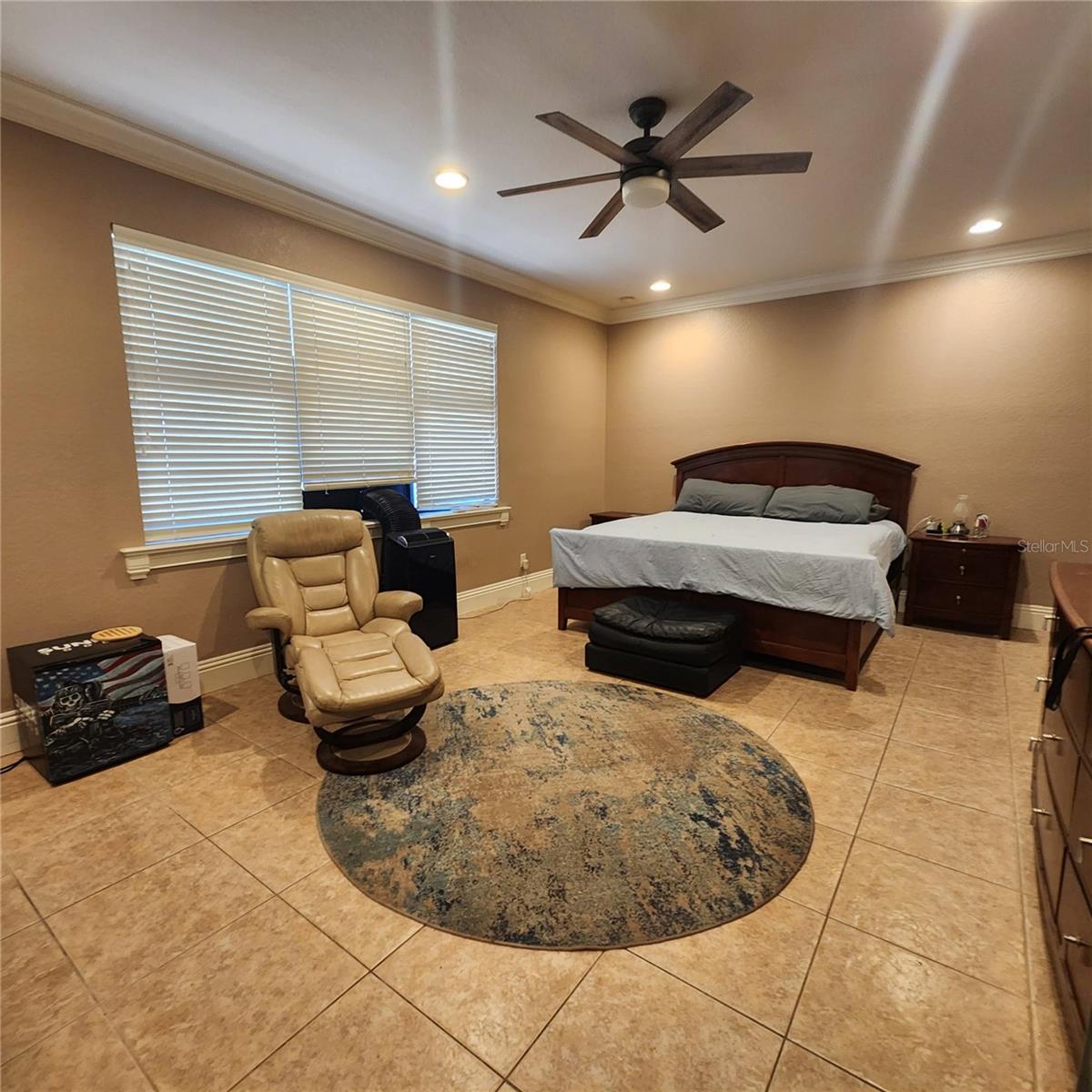 KINSLEY COURT - Residential