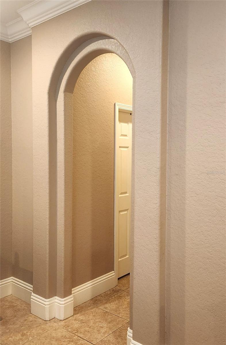 KINSLEY COURT - Residential