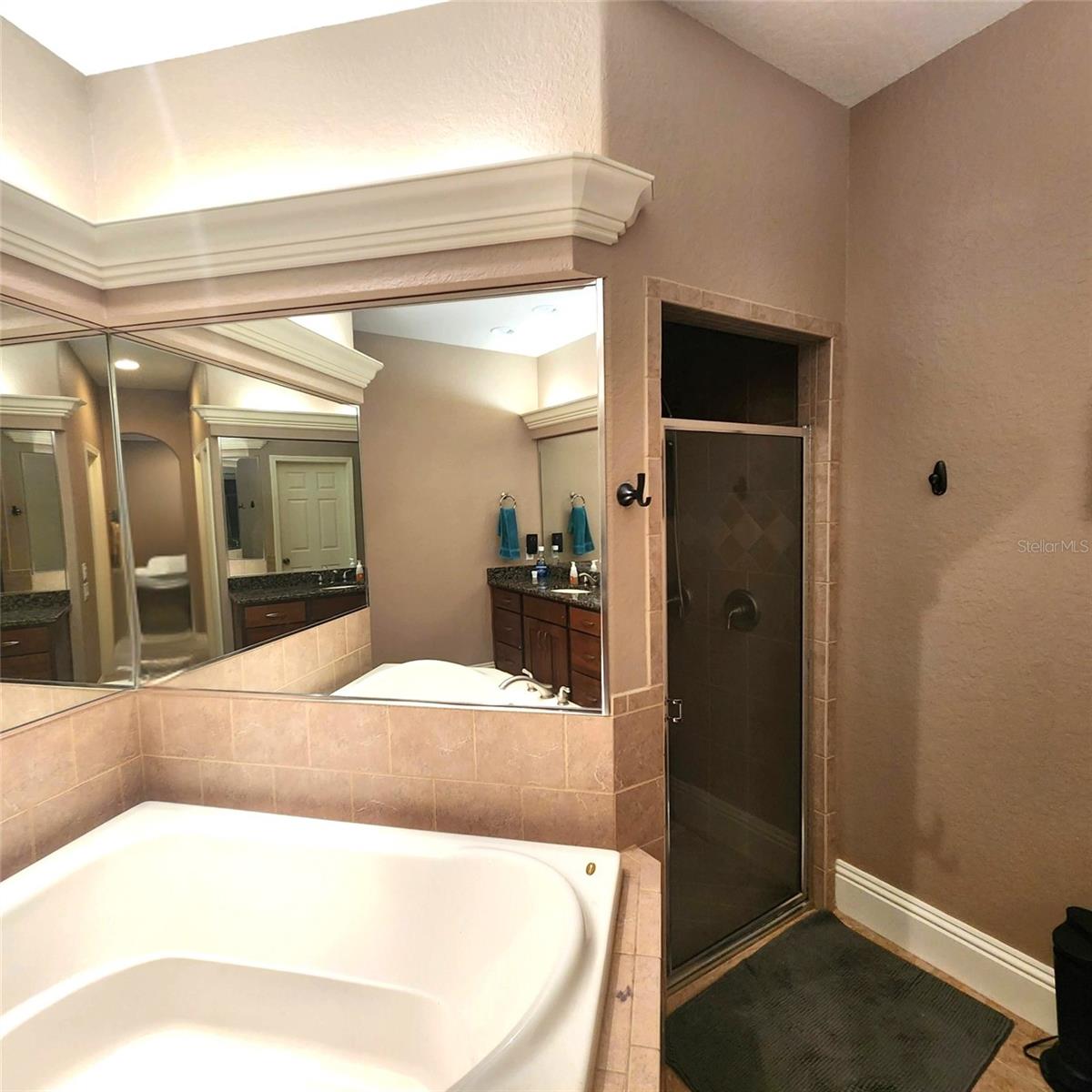 KINSLEY COURT - Residential