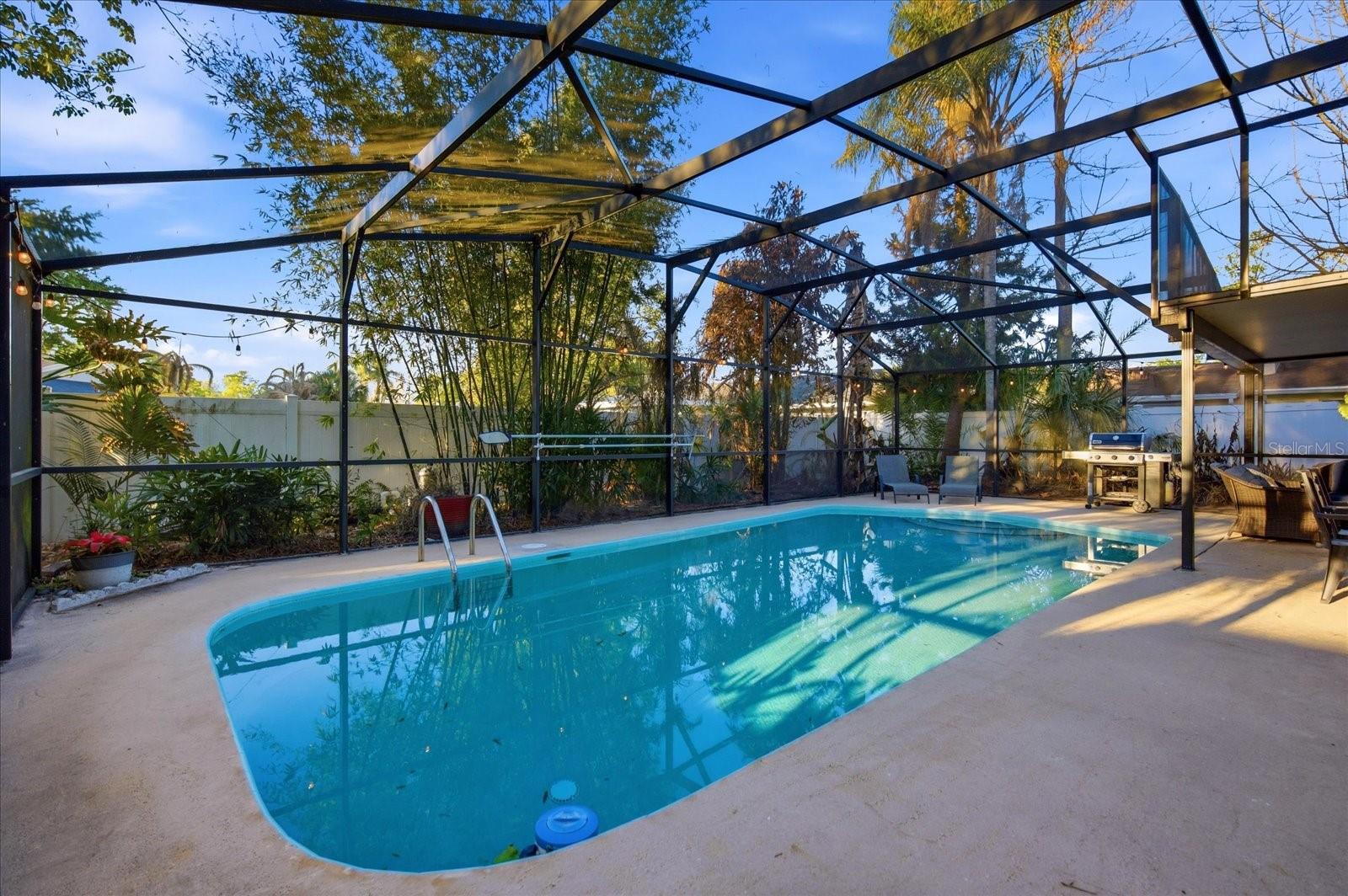 2126 N HAMPTON CIRCLE