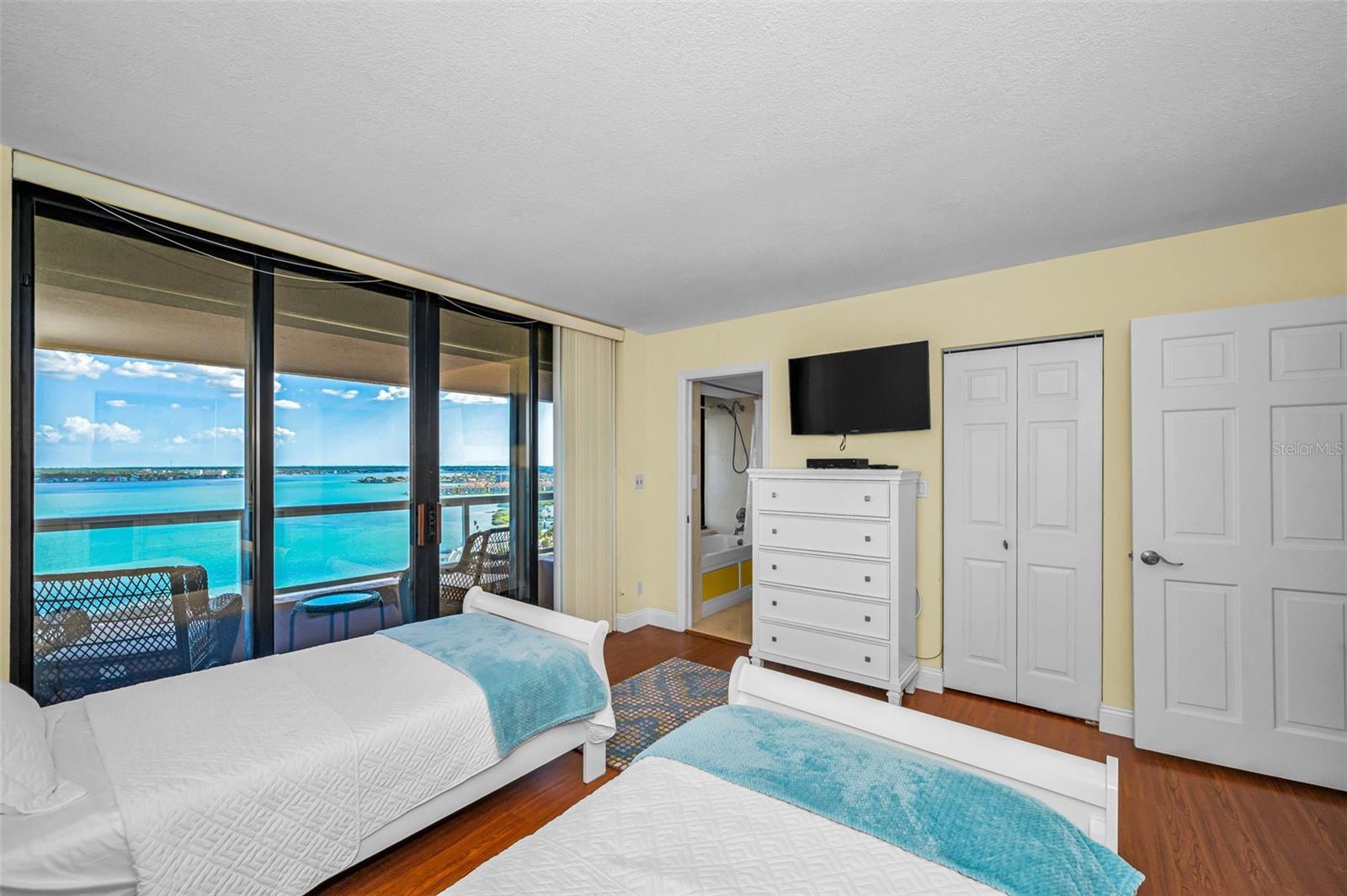 CRESCENT BEACH CLUB TWO CONDO - Residential