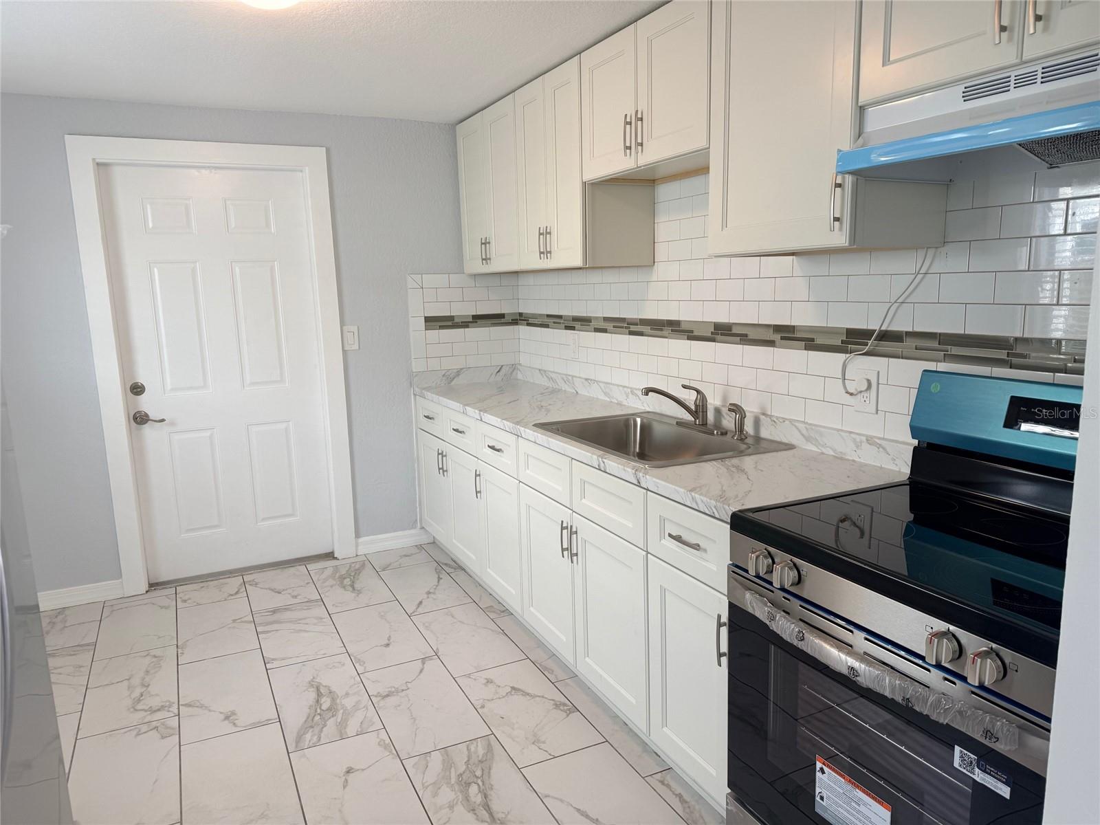 EDGEWOOD 2ND ADD - Residential