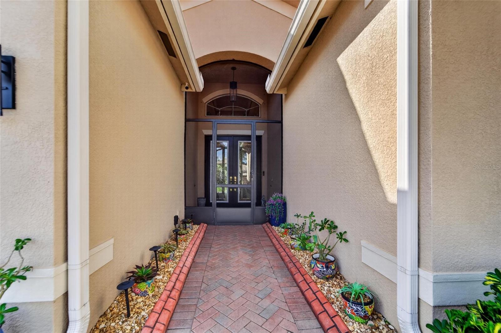 16301 GARNET GLEN PLACE
