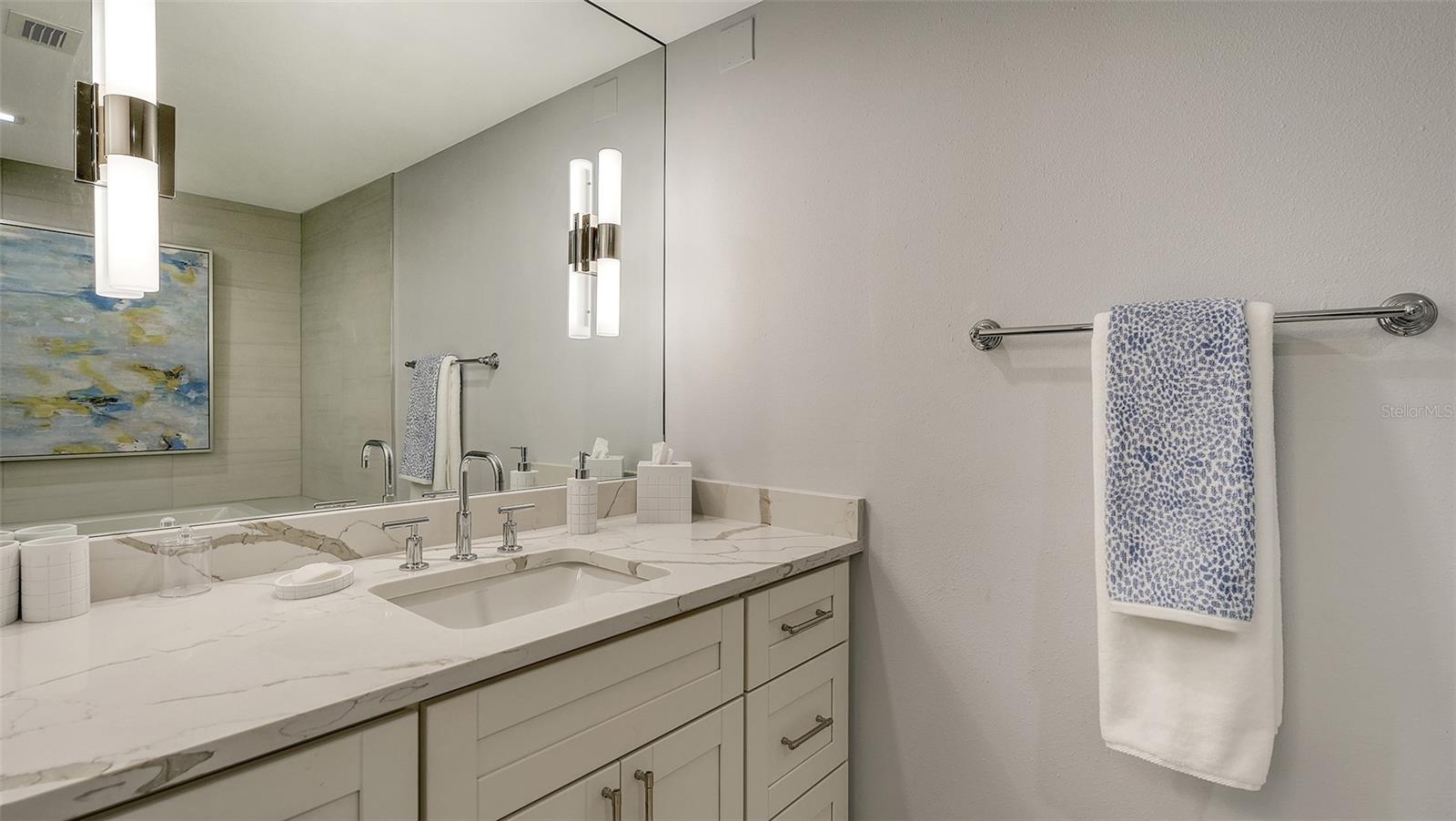 GRAND BAY 1 - Residential Lease