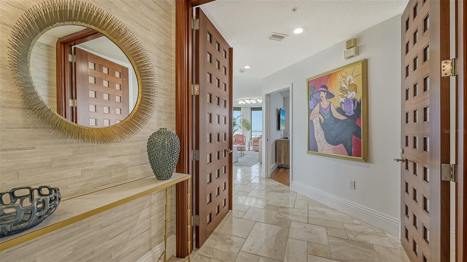 GRAND BAY 1 - Residential Lease