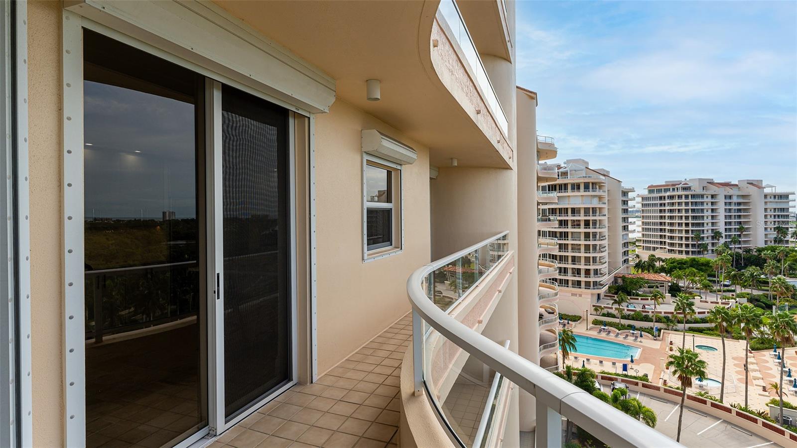 GRAND BAY 1 - Residential Lease