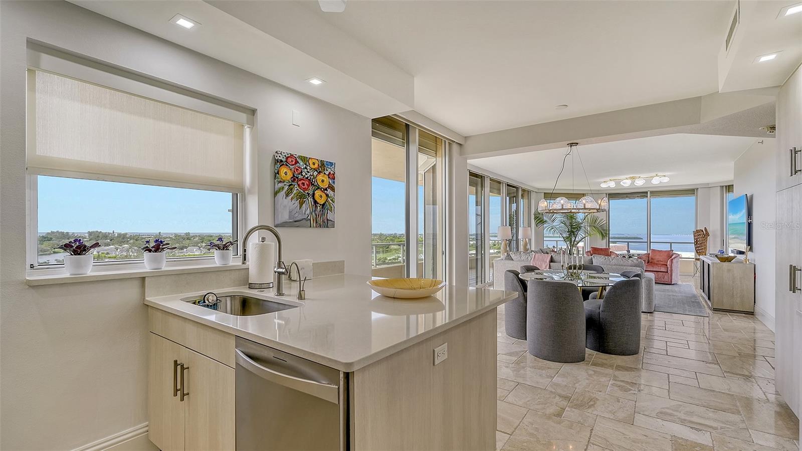 GRAND BAY 1 - Residential Lease