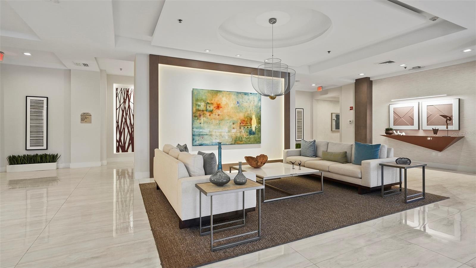 GRAND BAY 1 - Residential Lease