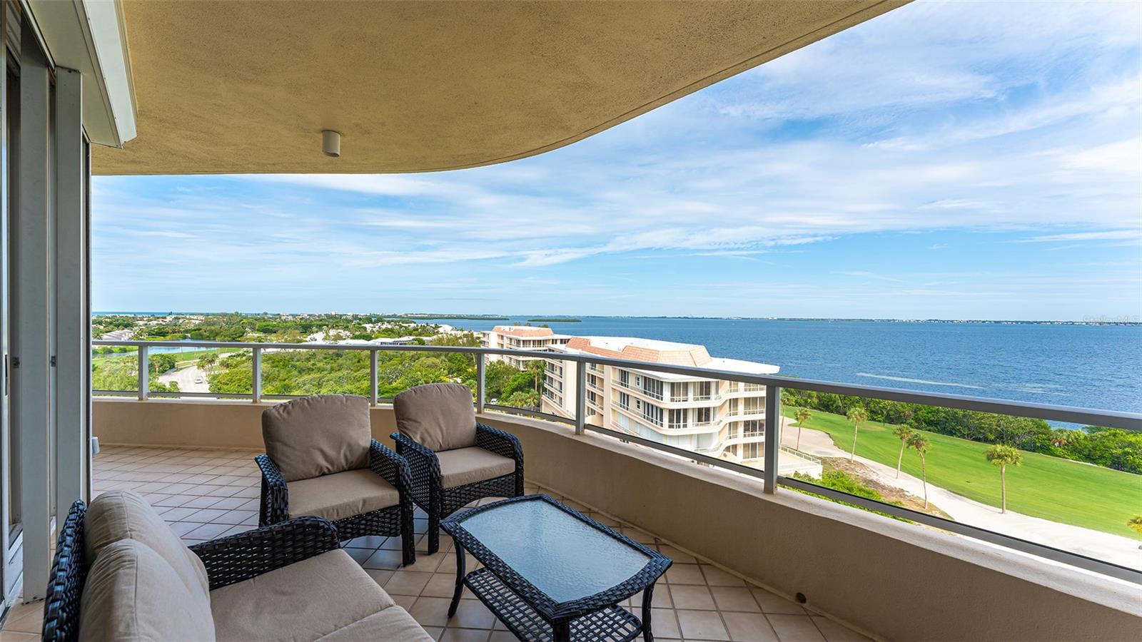 GRAND BAY 1 - Residential Lease