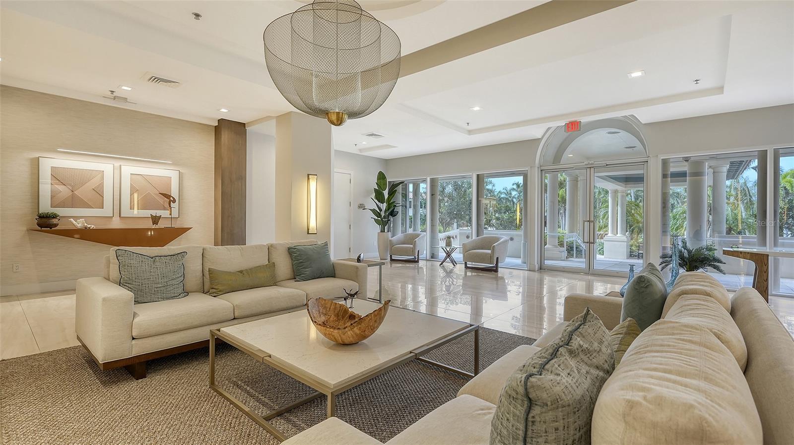 GRAND BAY 1 - Residential Lease