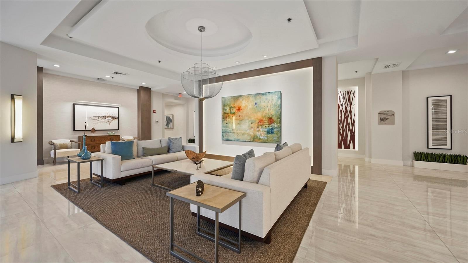 GRAND BAY 1 - Residential Lease