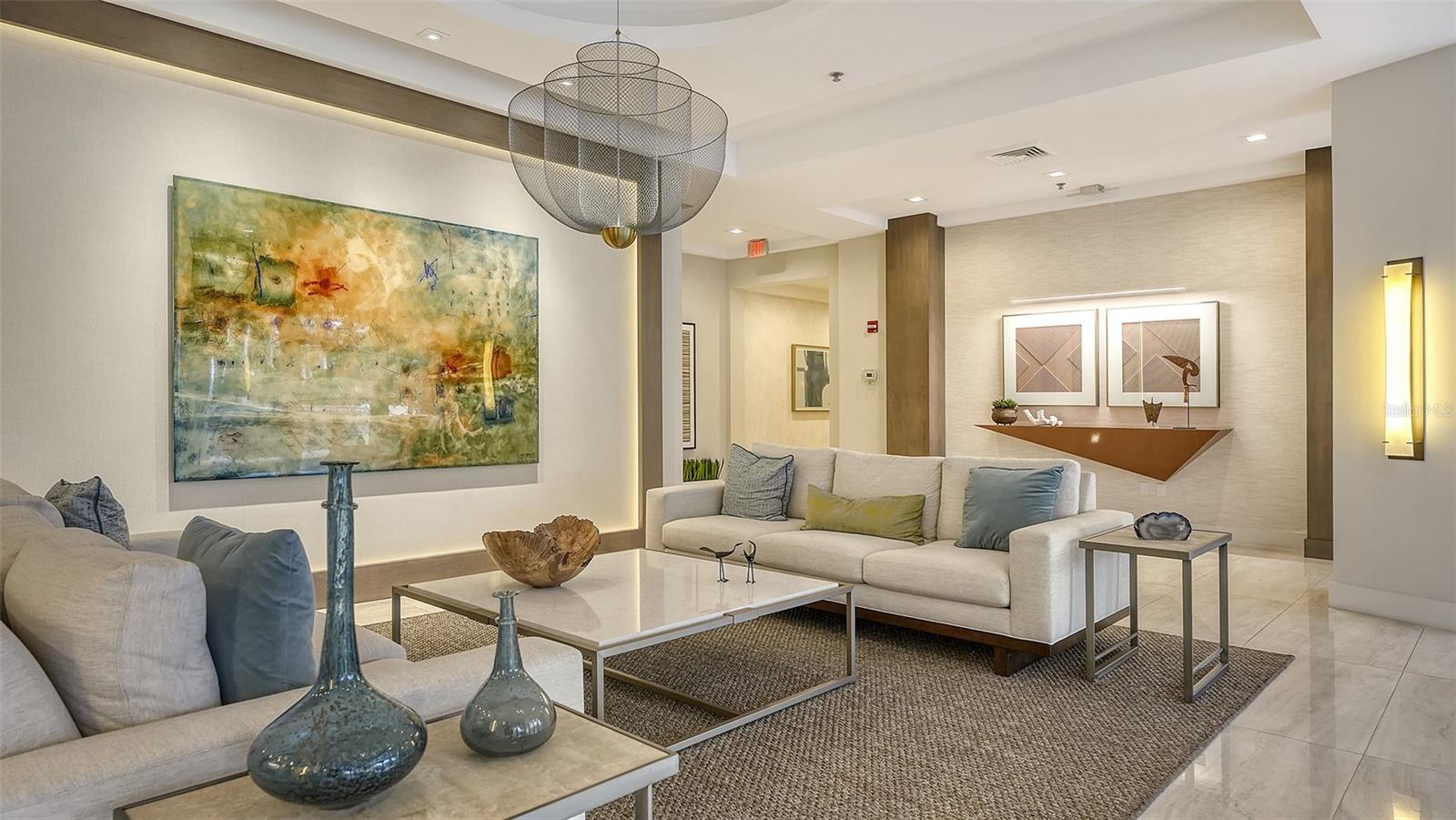 GRAND BAY 1 - Residential Lease