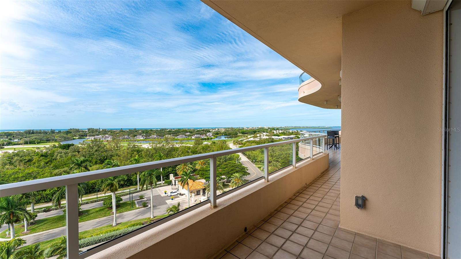 GRAND BAY 1 - Residential Lease