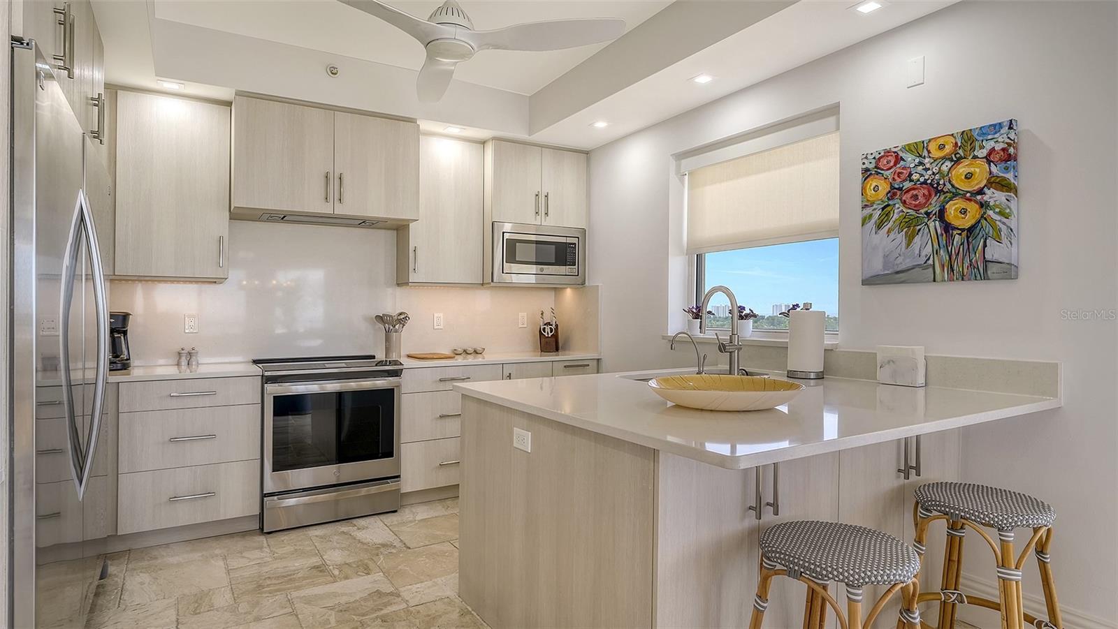 GRAND BAY 1 - Residential Lease