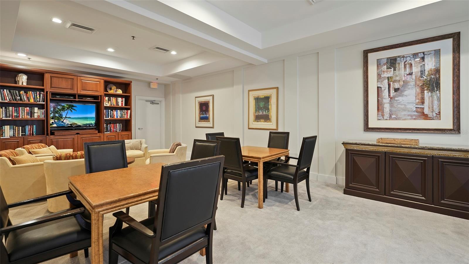 GRAND BAY 1 - Residential Lease