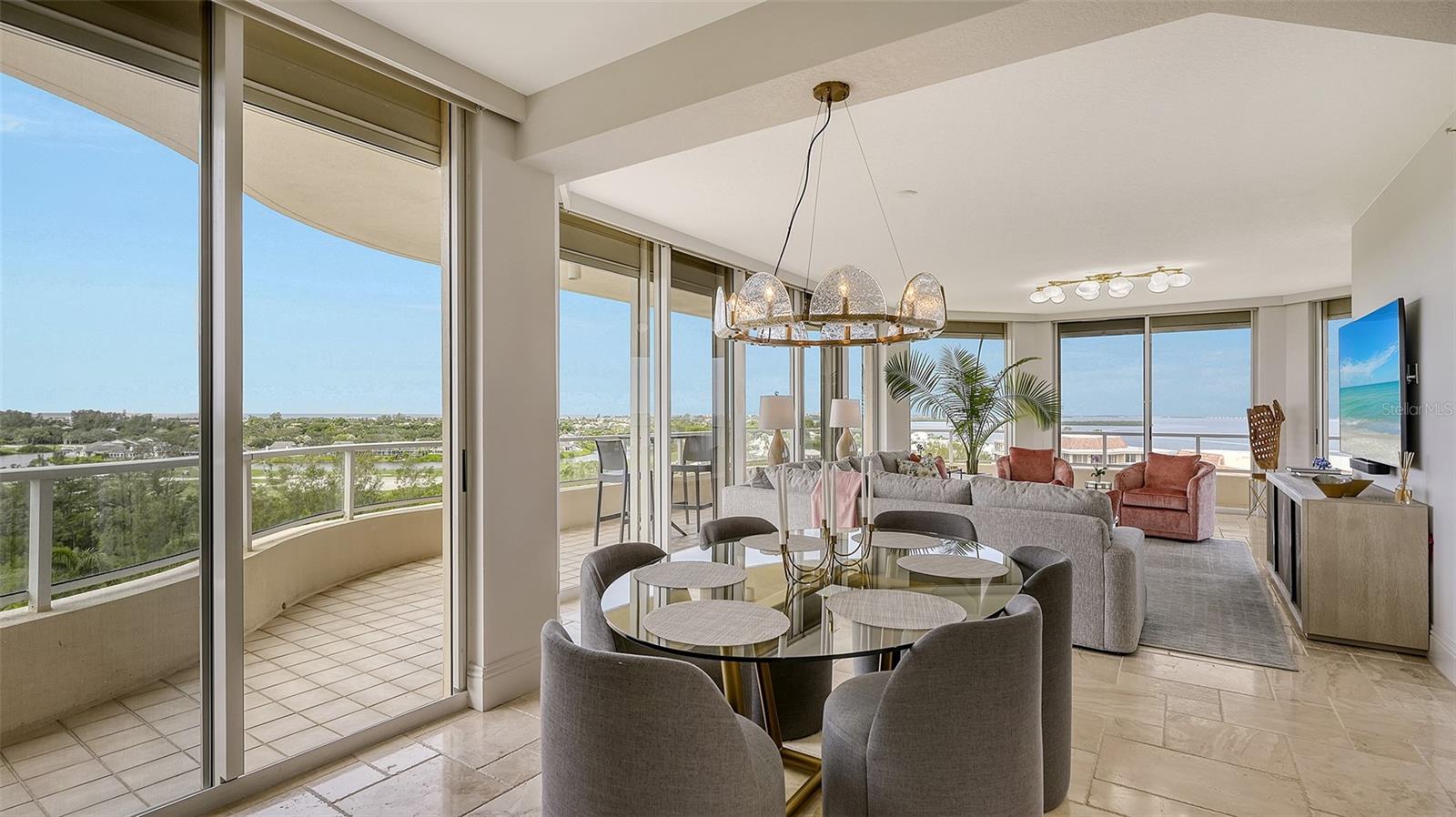 GRAND BAY 1 - Residential Lease