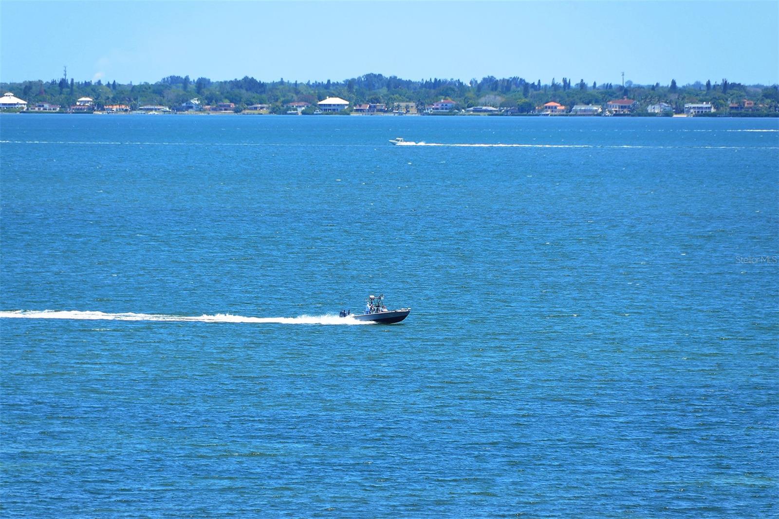 GRAND BAY 1 - Residential Lease