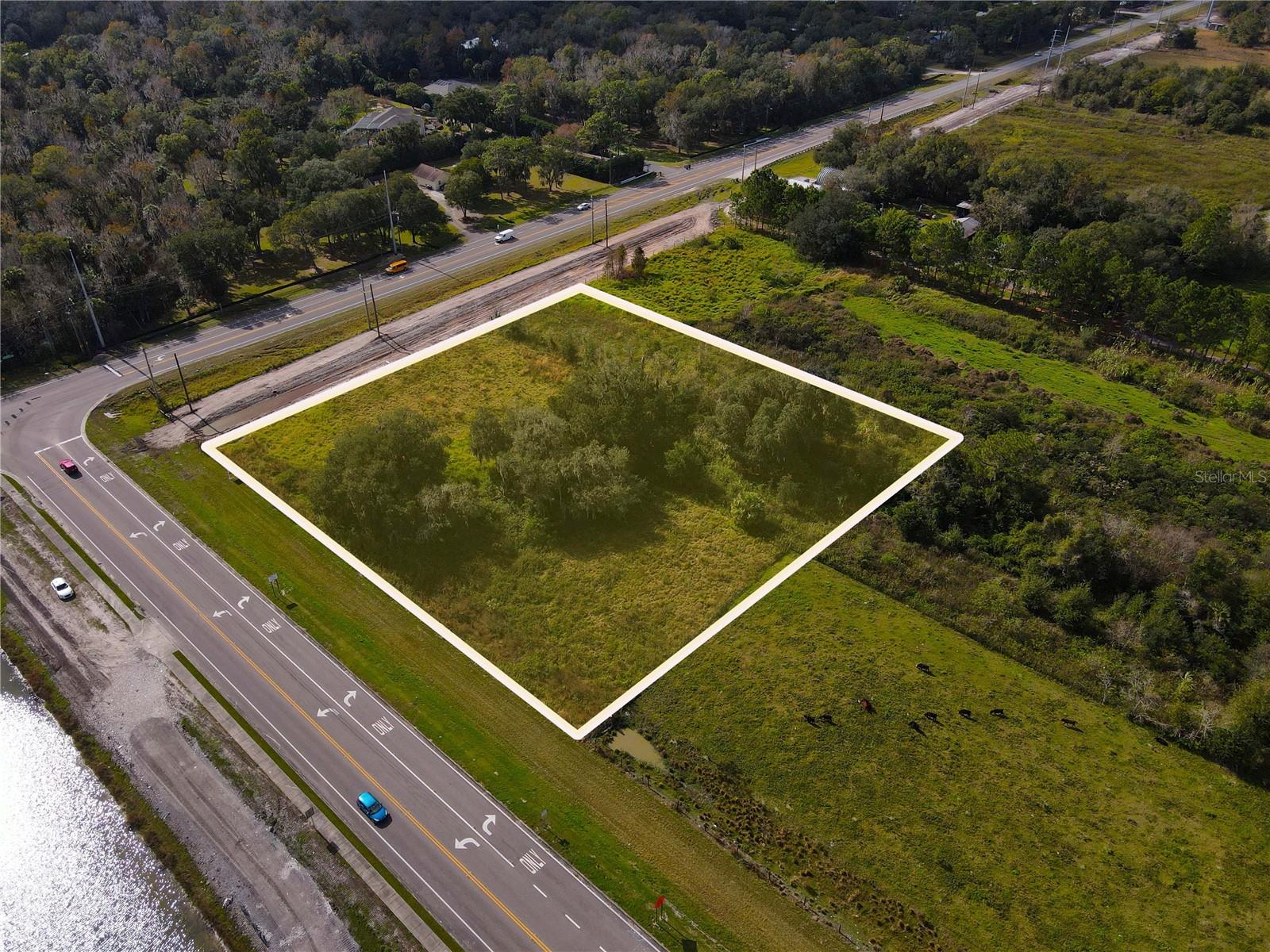 CORNER COMMERCIAL PROPERTY WITH GREAT ROAD FRONTAGE! Located on busy divided road. BUSINESS PARK CENTER 1 land use which allows Office or Office Park. Conditional Use 2 allows, Warehouse, Self-Service Storage, Gas Station, Bank etc. 325' Frontage on Waring Road and 325' Frontage on Pipkin Road. GOLDEN OPPORTUNITY ON 2.48 ACRES!