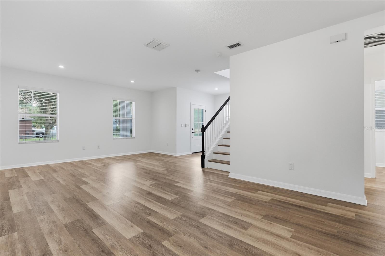 5935 BEACONPARK STREET, LITHIA, FL, 33547 4 5935 BEACONPARK STREET
