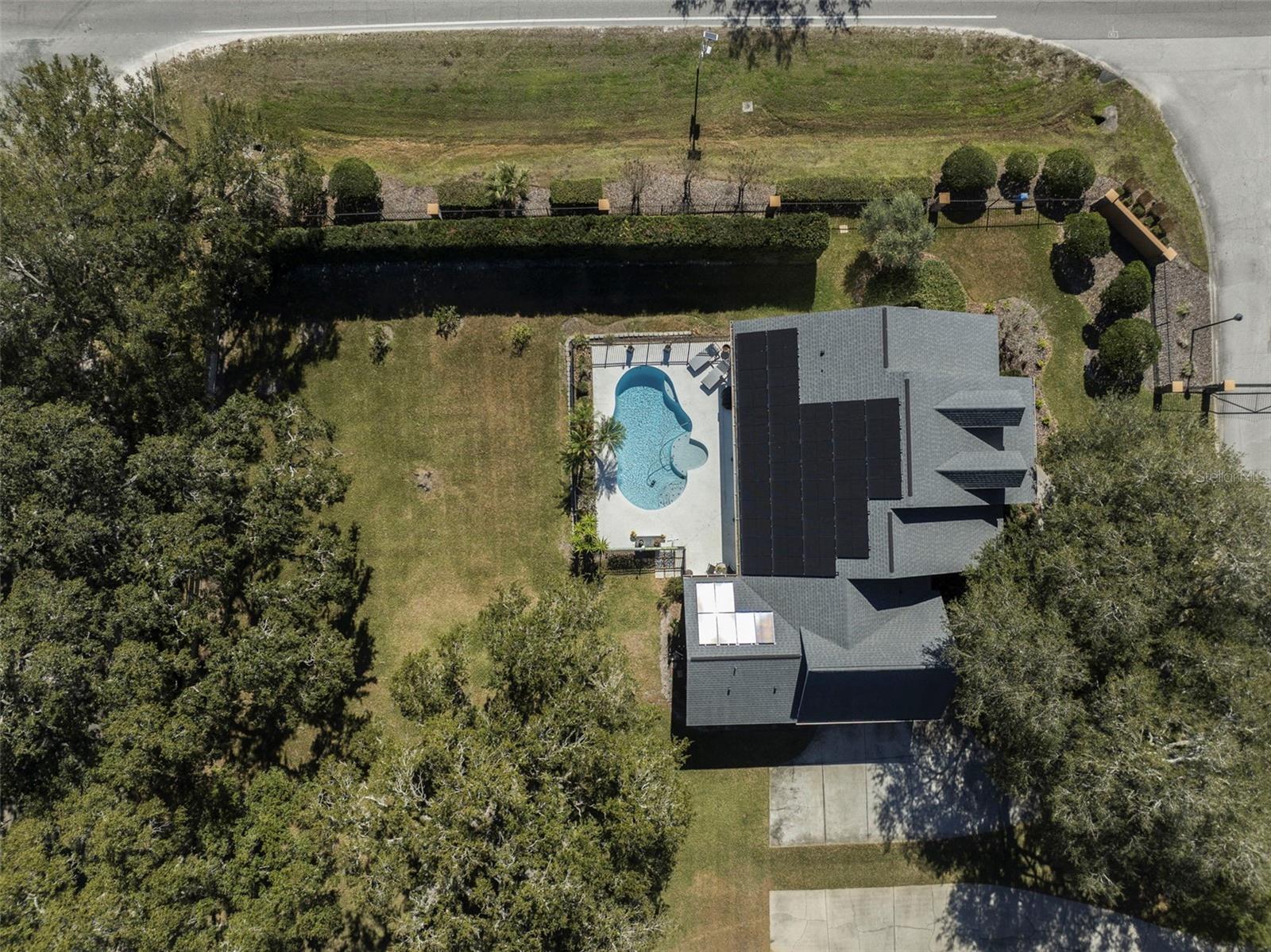 HIDDEN OAKS - Residential