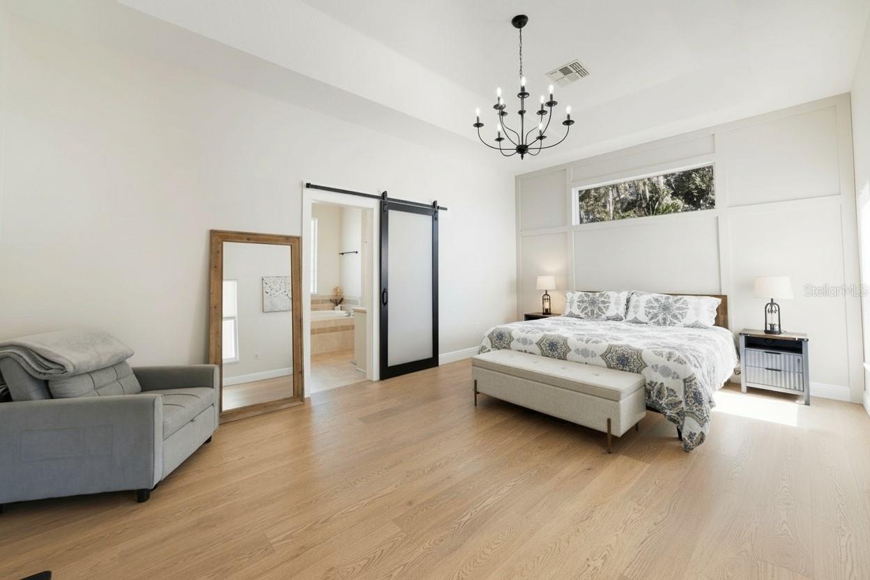 HIDDEN OAKS - Residential