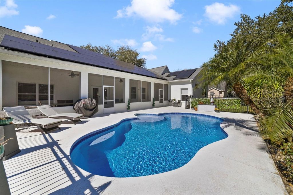 Photo of 1401 Hidden Oaks Bend, Saint Cloud, FL 34771 (MLS # O6378934)