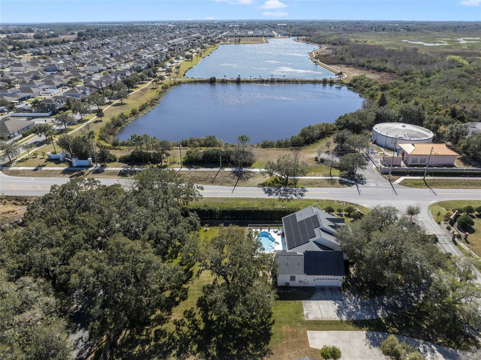 HIDDEN OAKS - Residential