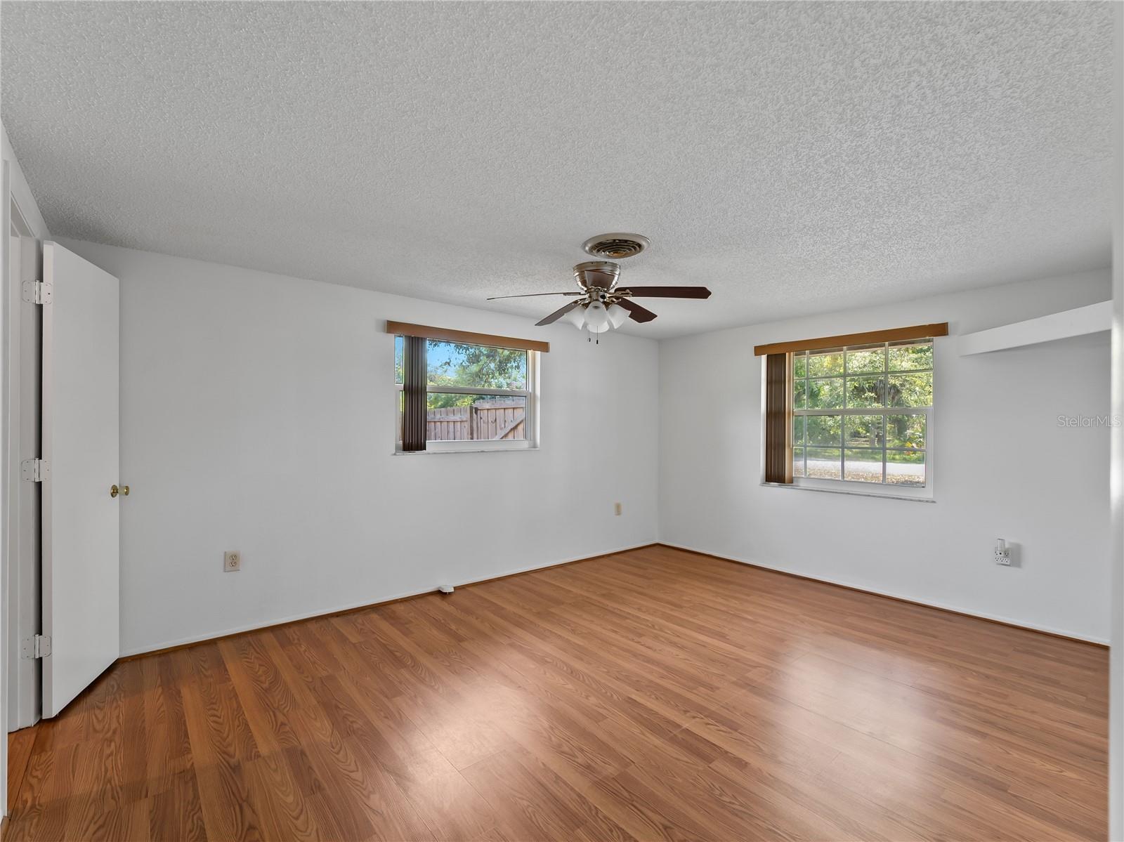 SOUTH VENICE - Residential