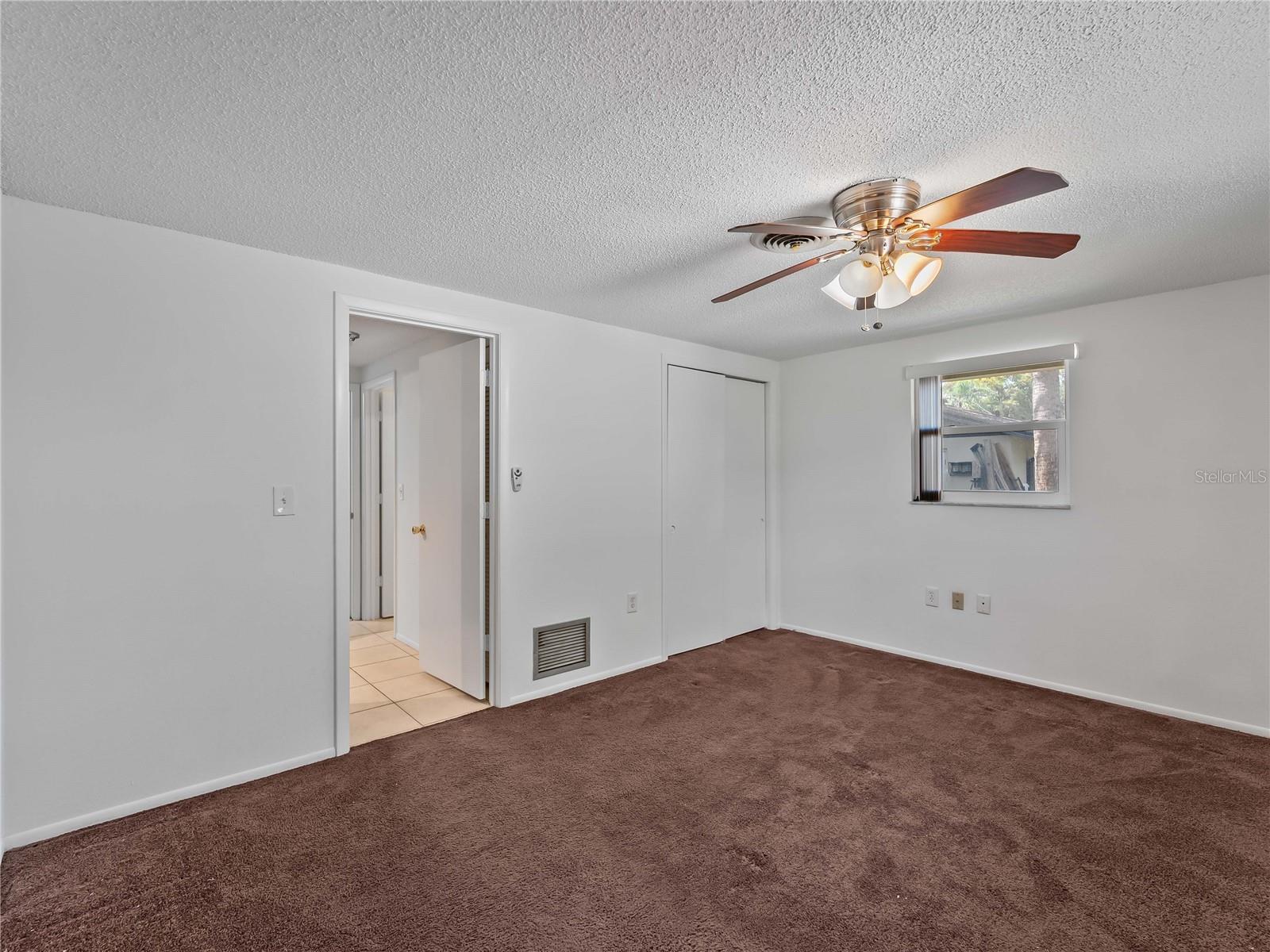 SOUTH VENICE - Residential