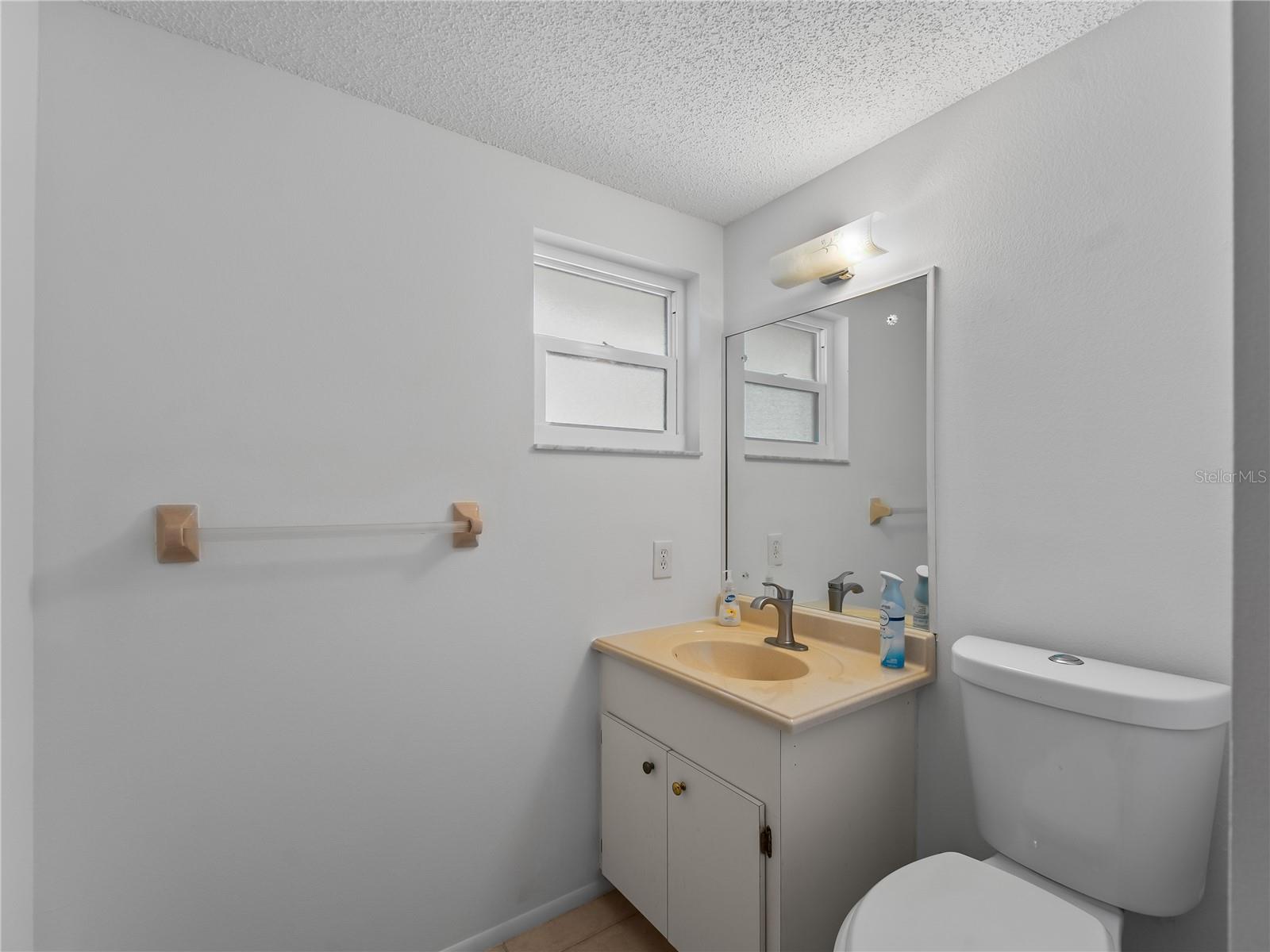 SOUTH VENICE - Residential