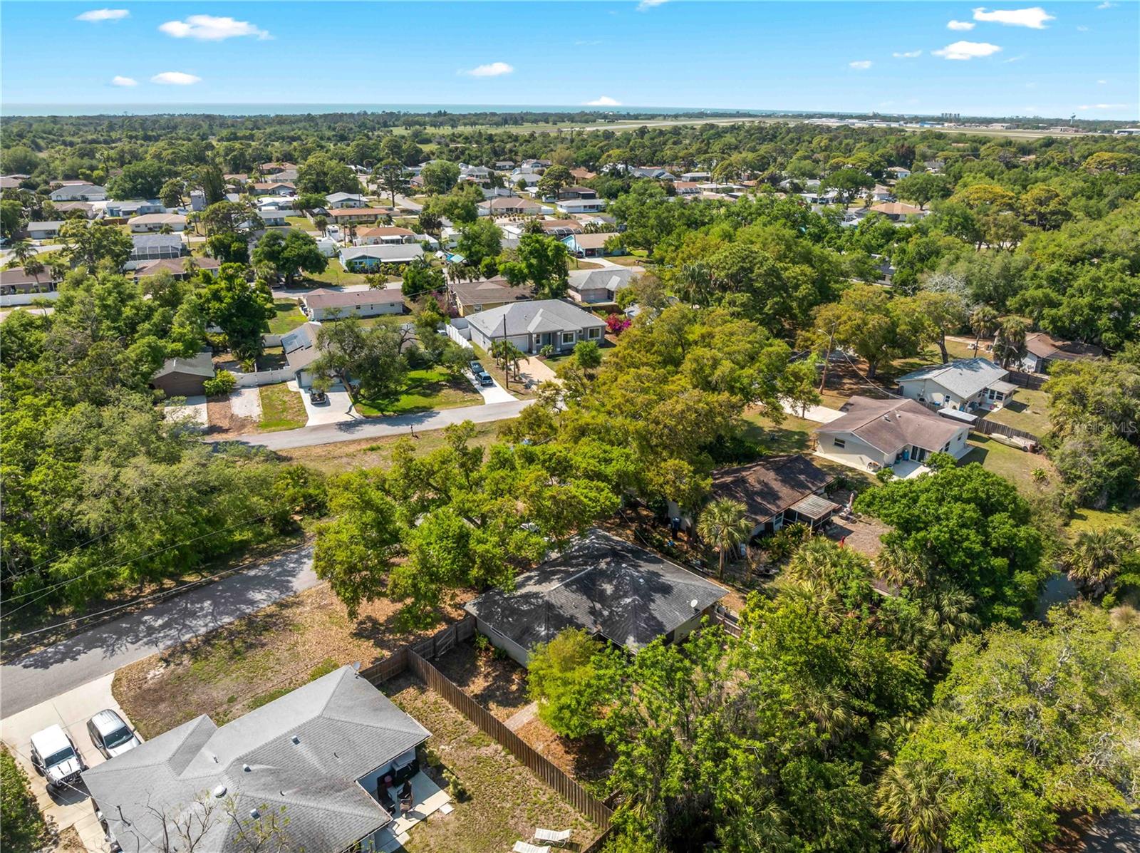 SOUTH VENICE - Residential