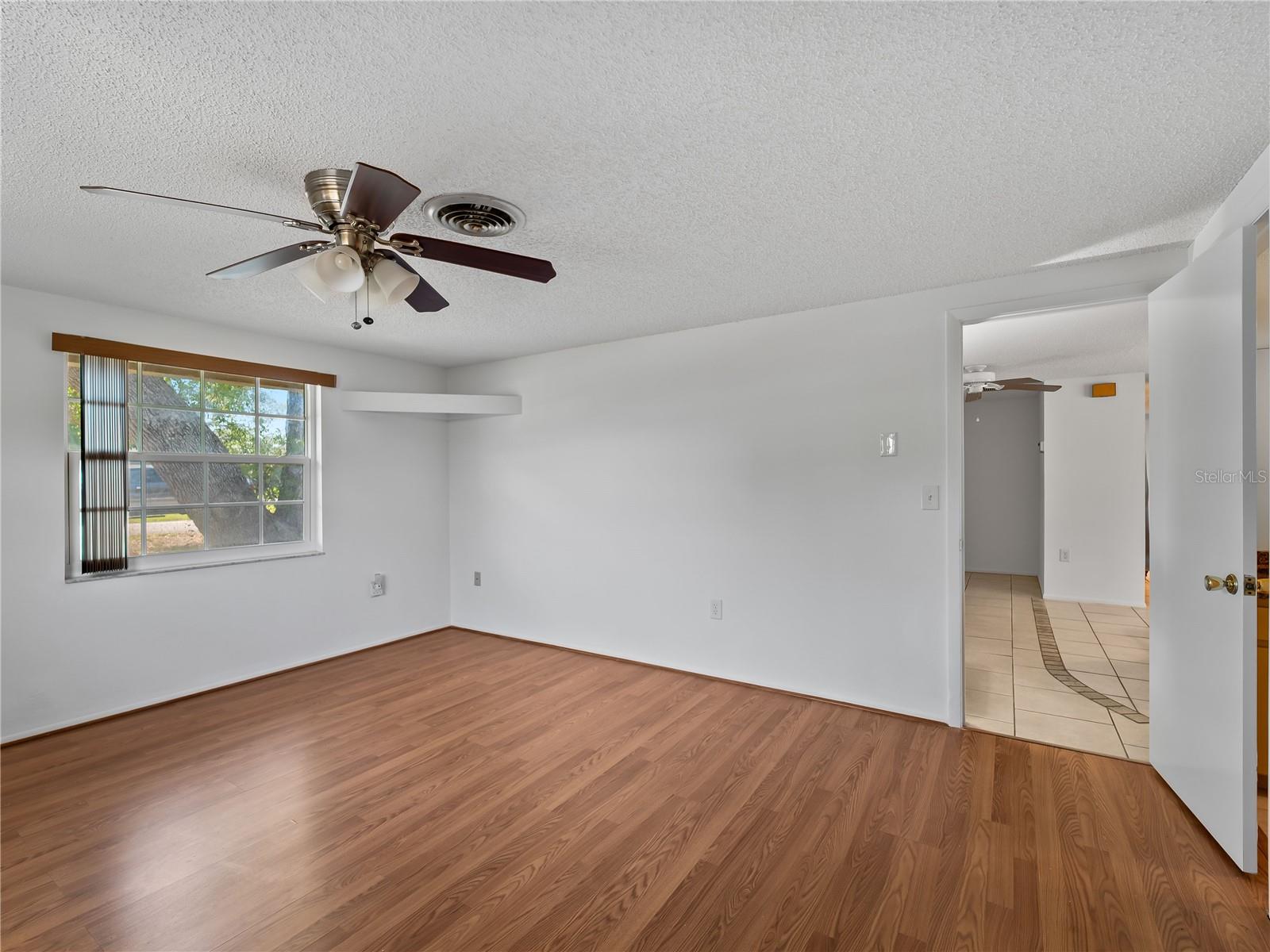 SOUTH VENICE - Residential