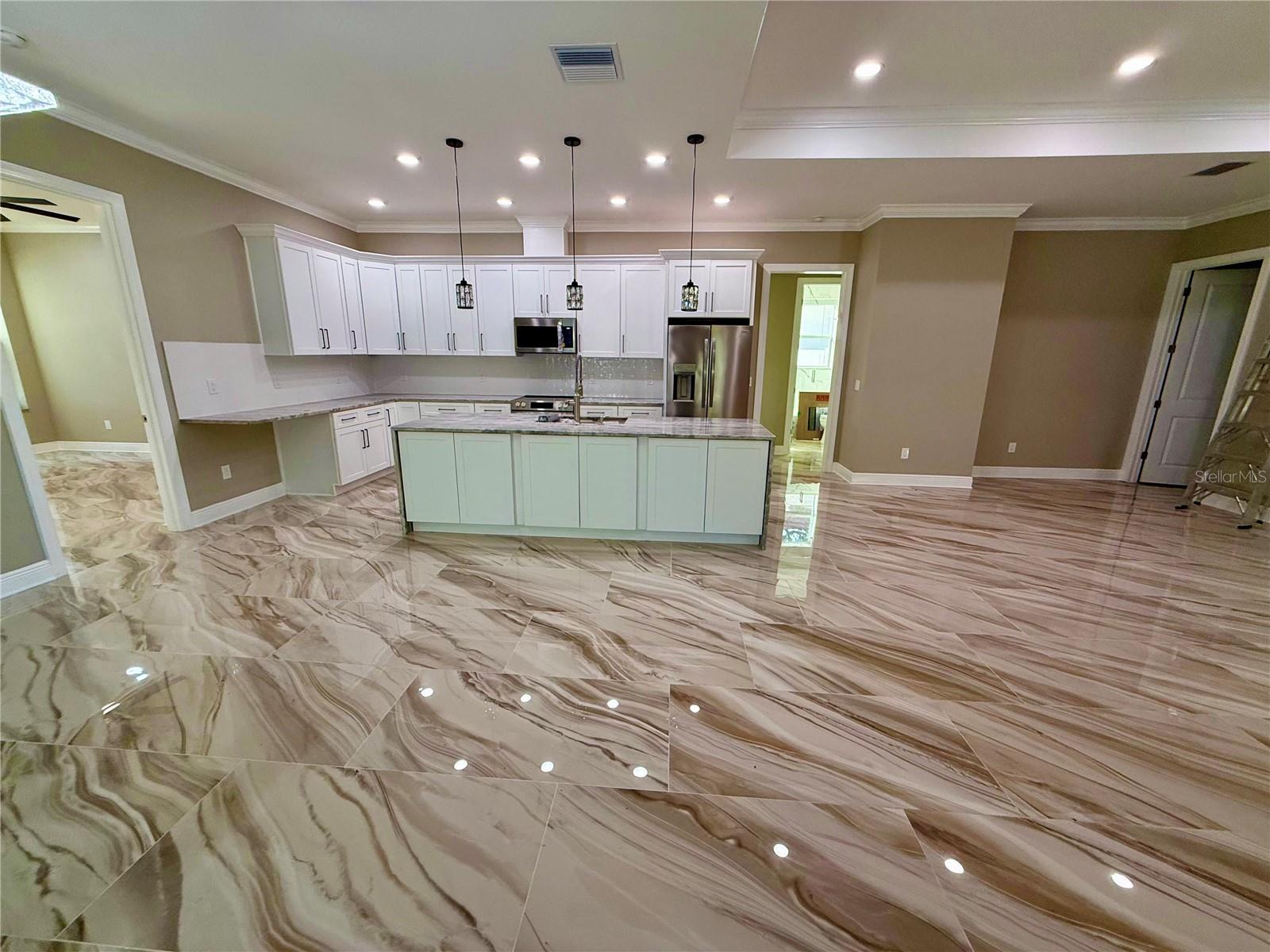 EL PORTAL - Residential