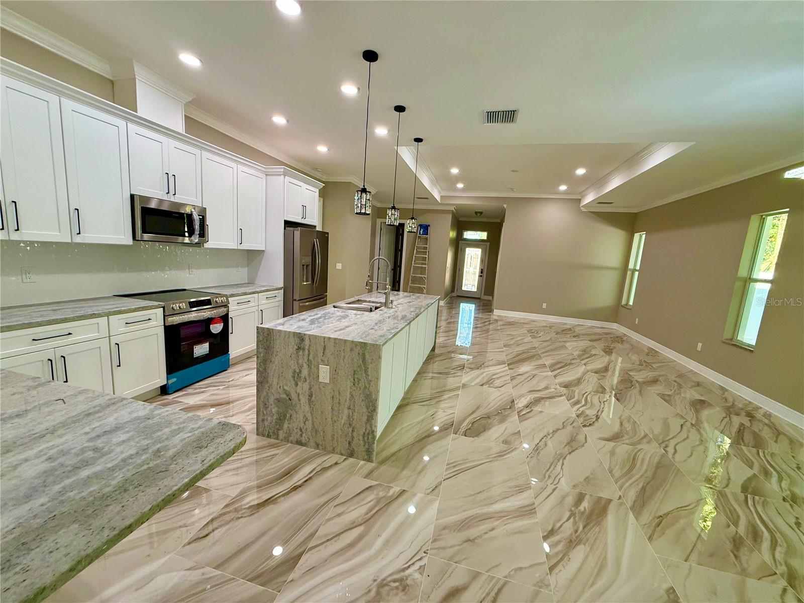 EL PORTAL - Residential