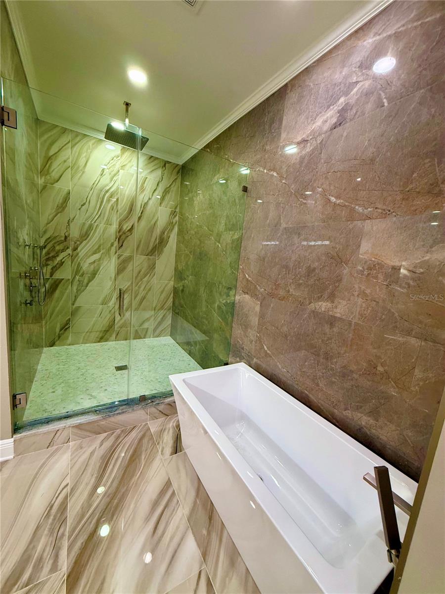 EL PORTAL - Residential