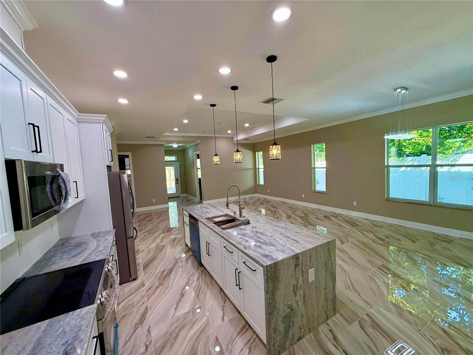 EL PORTAL - Residential