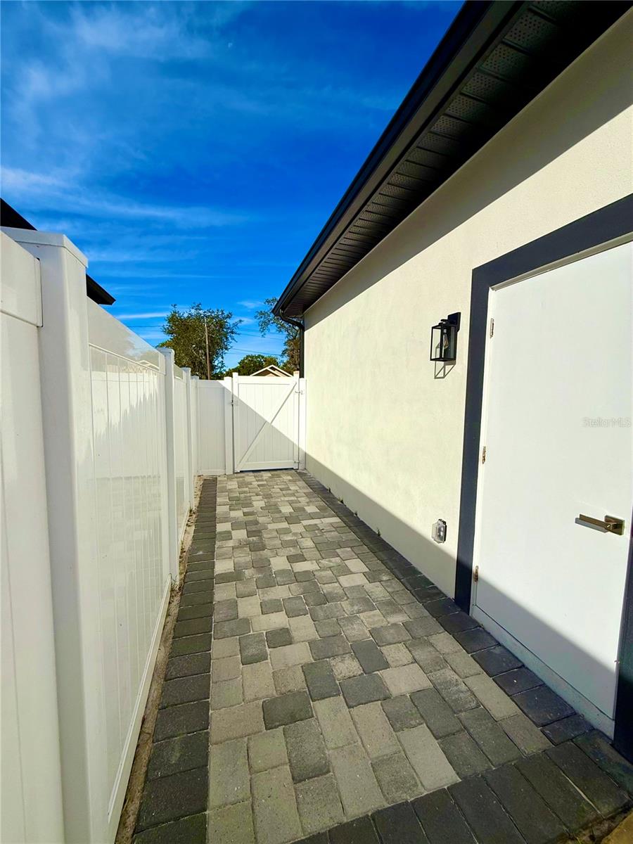 EL PORTAL - Residential