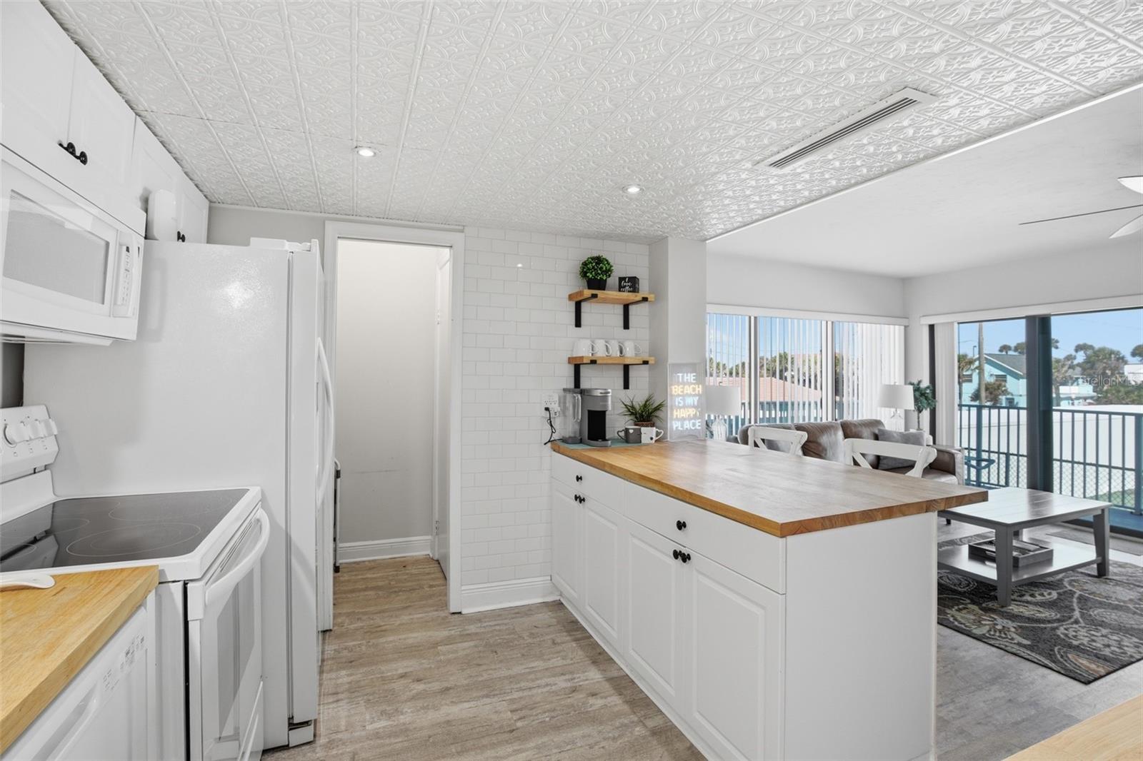 OCEAN REEF VILLAS - Residential