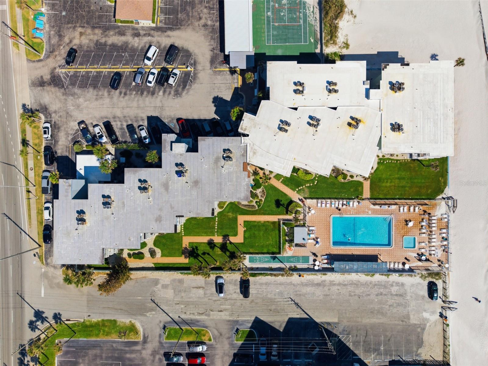 OCEAN REEF VILLAS - Residential