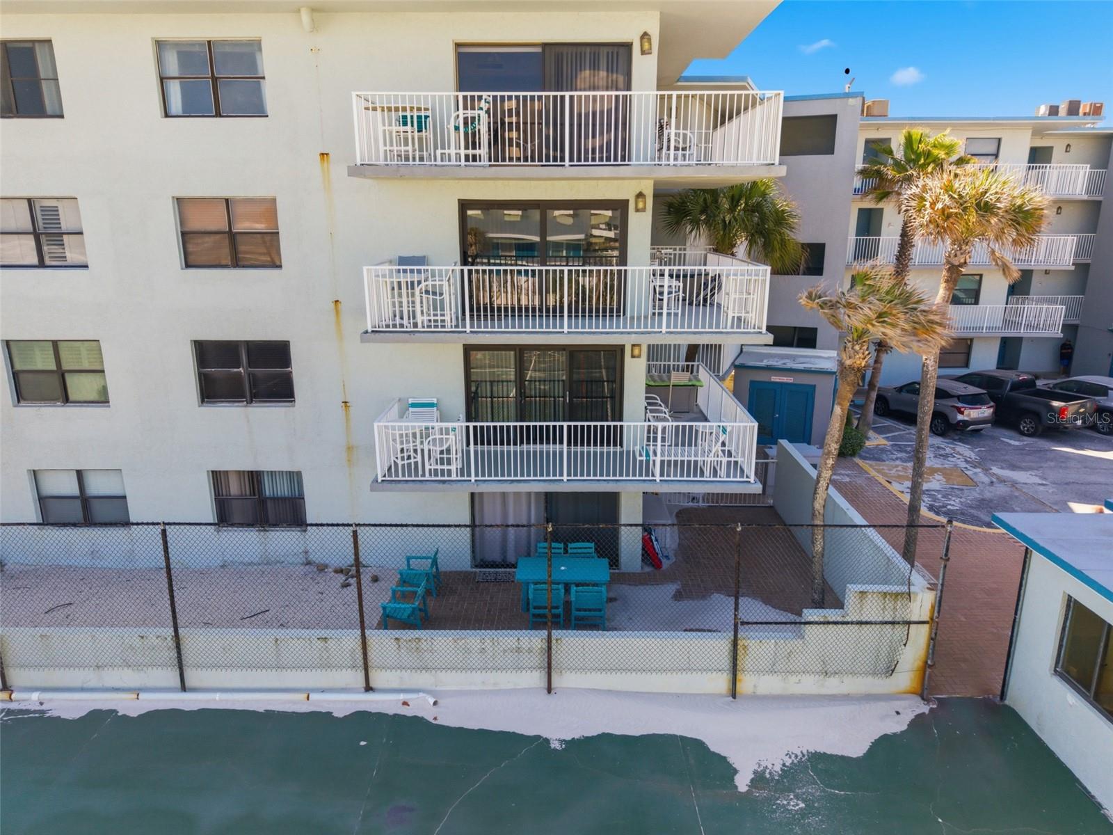 OCEAN REEF VILLAS - Residential